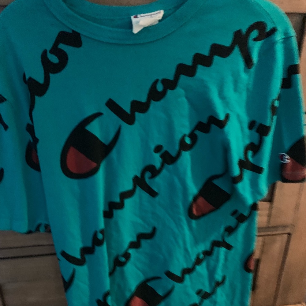 Champion tee